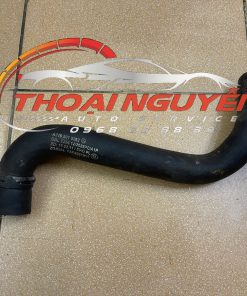 Ống dẫn nước làm mát dưới Mercedes GLA mã A2465010282