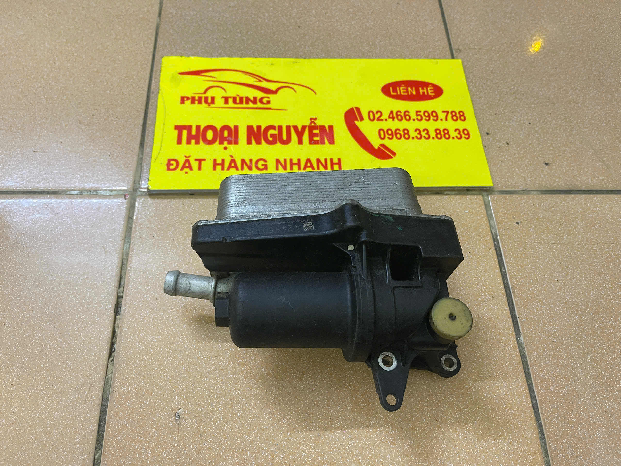 Bộ làm mát dầu hộp số Mercedes CLA W176 W246 mã A2465010501